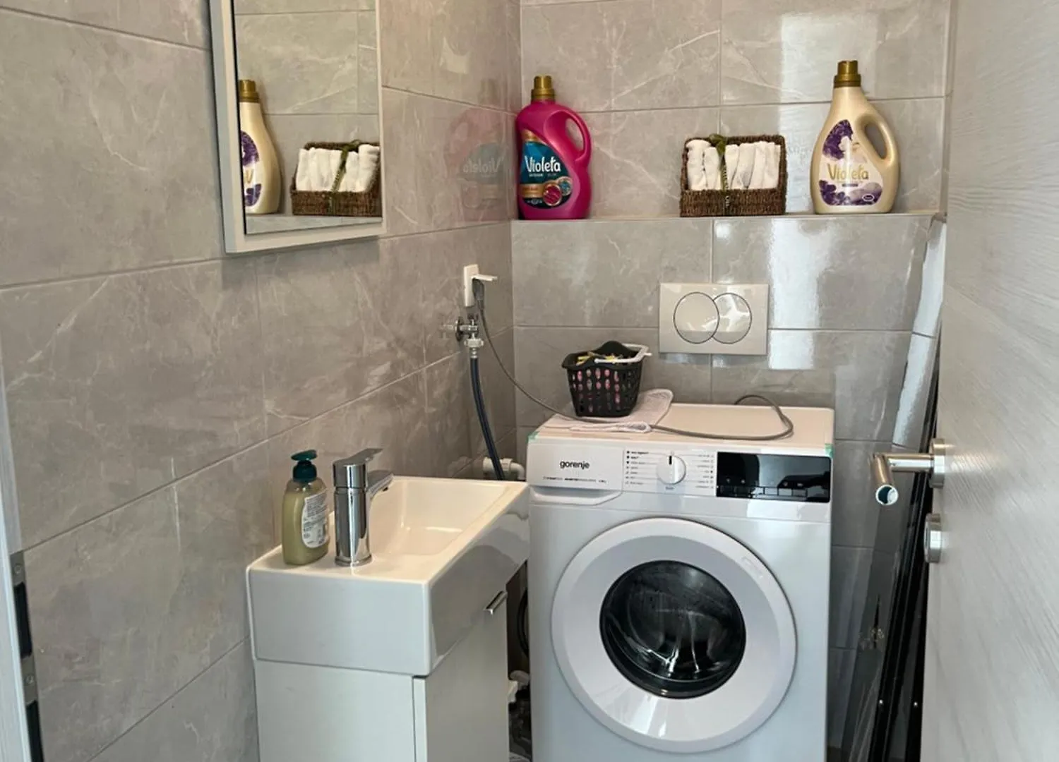 公寓 Apartman Lantana 扎达尔